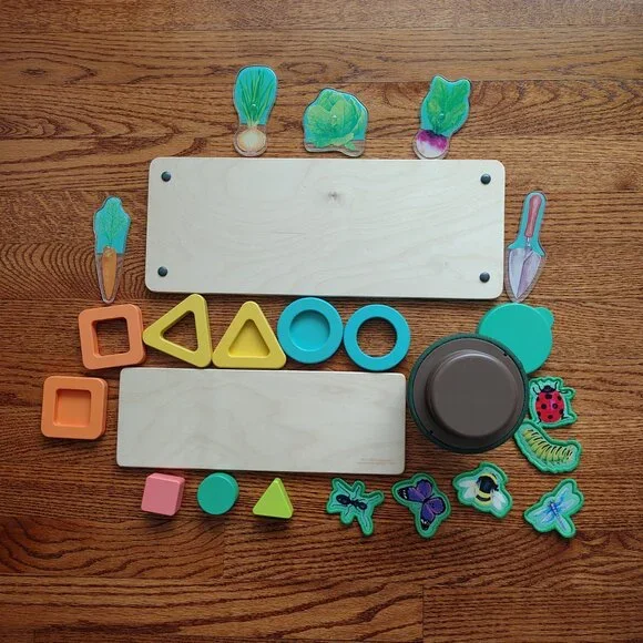 Lovevery Toys - Adventurer and Realist playkits16-21 months. Puzzles and bugs. - Picture 3 of 3